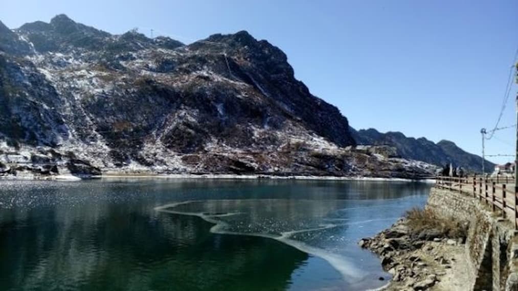 Tsomgo Lake_4